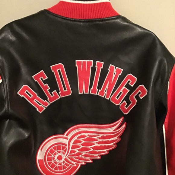 🔥🔥Vintage, chest =27, arm width 9, sleeves 26, shell polyvinyl, gorgeous 🔥 - Picture 3 of 9